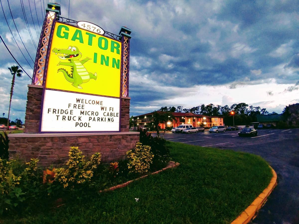 Gator Inn Kissimmee Bagian luar foto